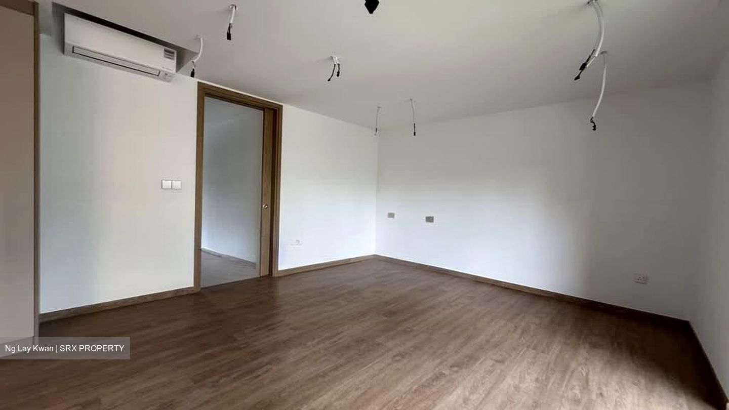 Shrewsbury Road (D11), Terrace #547436091